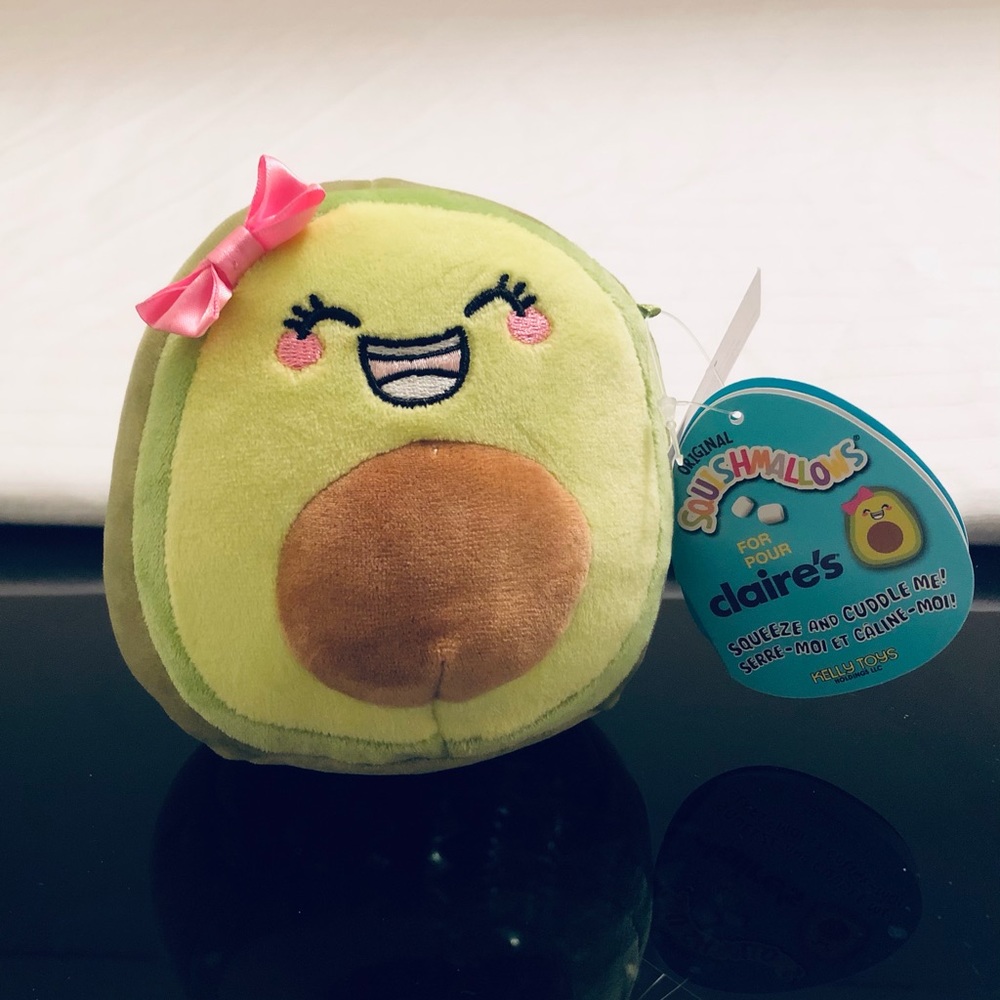 Squishmallow Aubrey the Avocado
